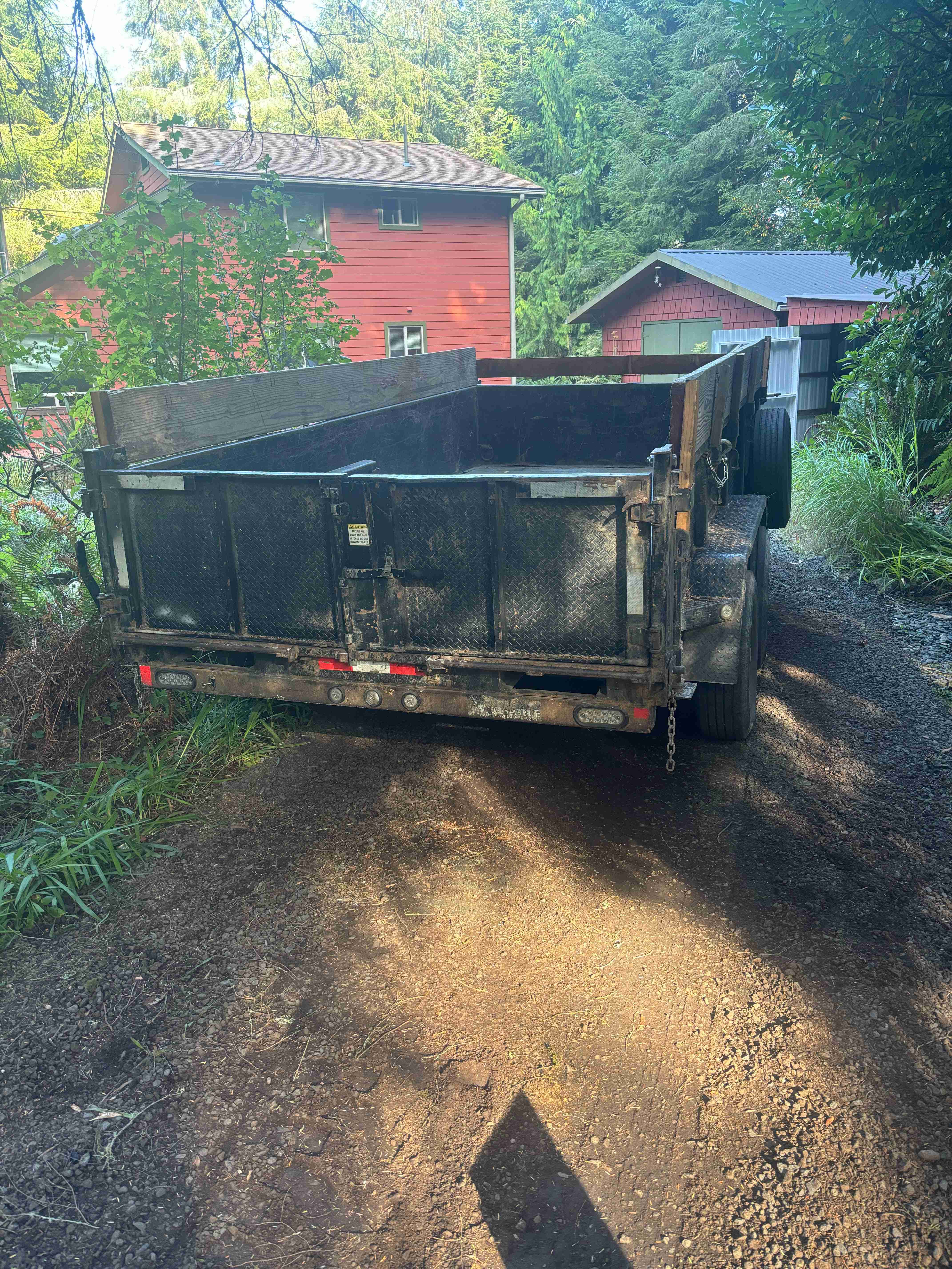 7 x 14ft Dump Trailer - Rear View
